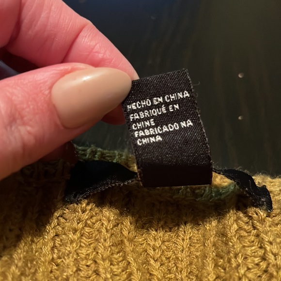 Brown Knit V Neck Forever 21 Long-Sleeve Sweater, Size Small - Picture 5 of 7